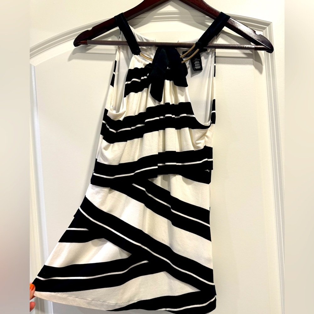 White House Black Market sleeveless Shirt
